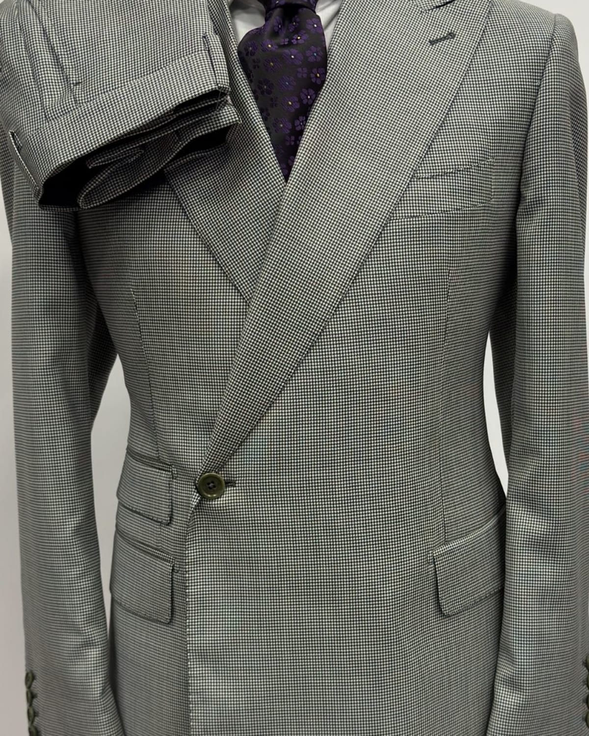 Gray Houndstooth Double-Breasted Suit