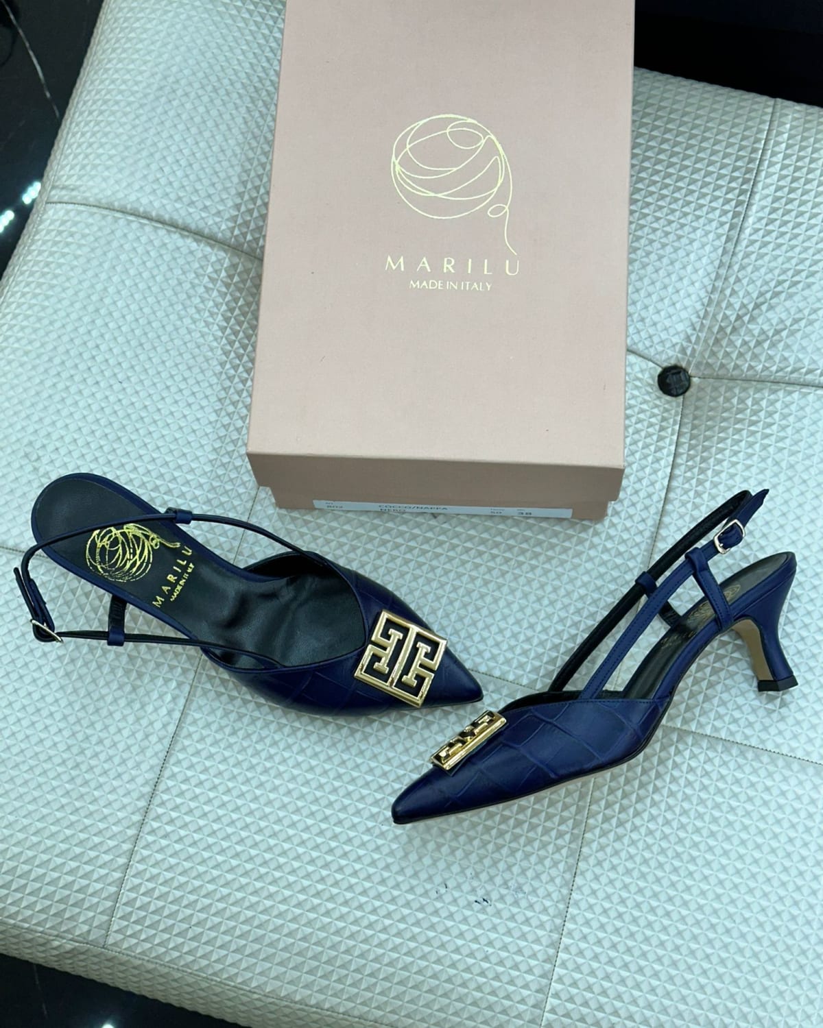 Women's Pointed Toe Slingback Heels - three-quarter