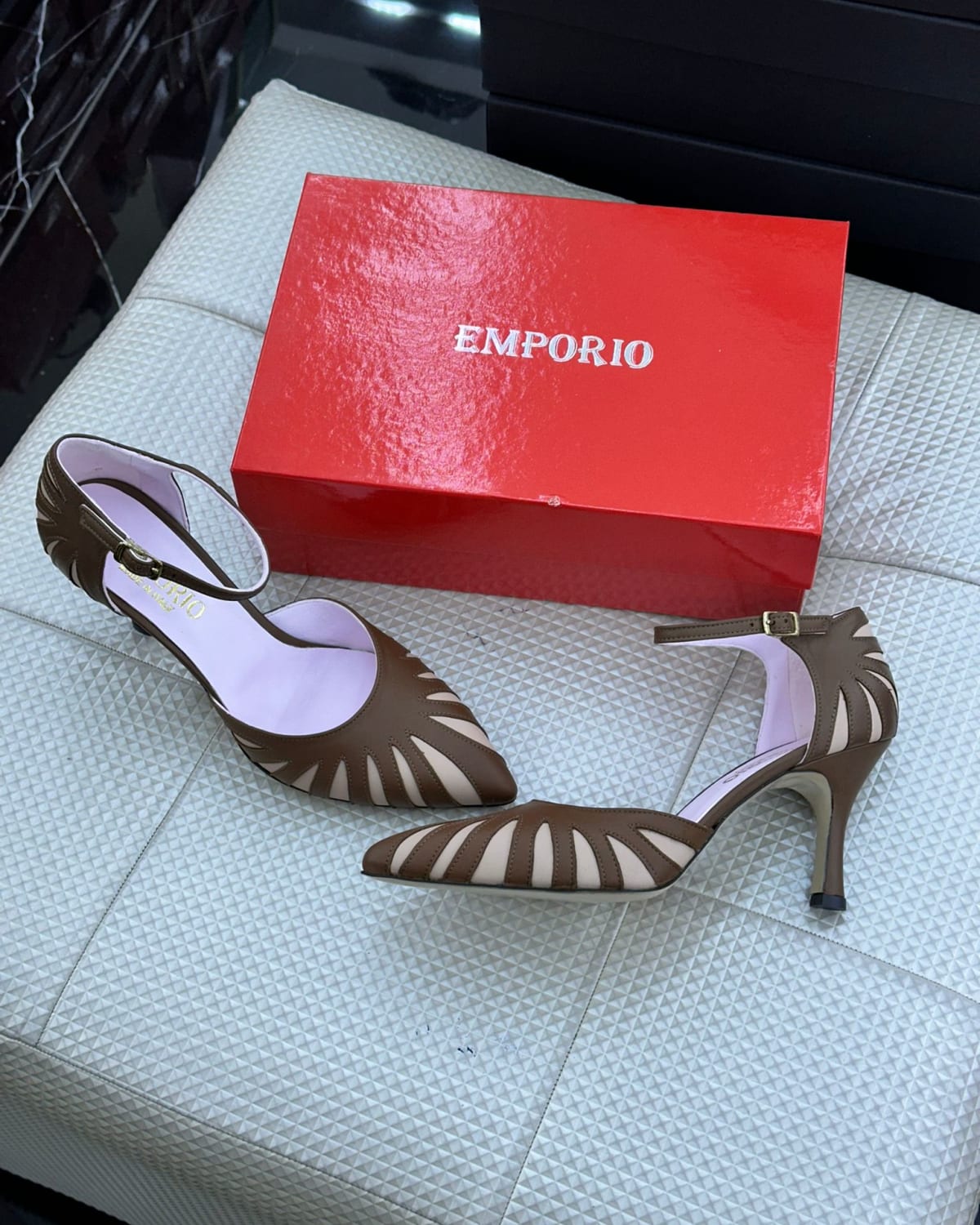 Women's Pointed Toe Slingback Heels - three-quarter