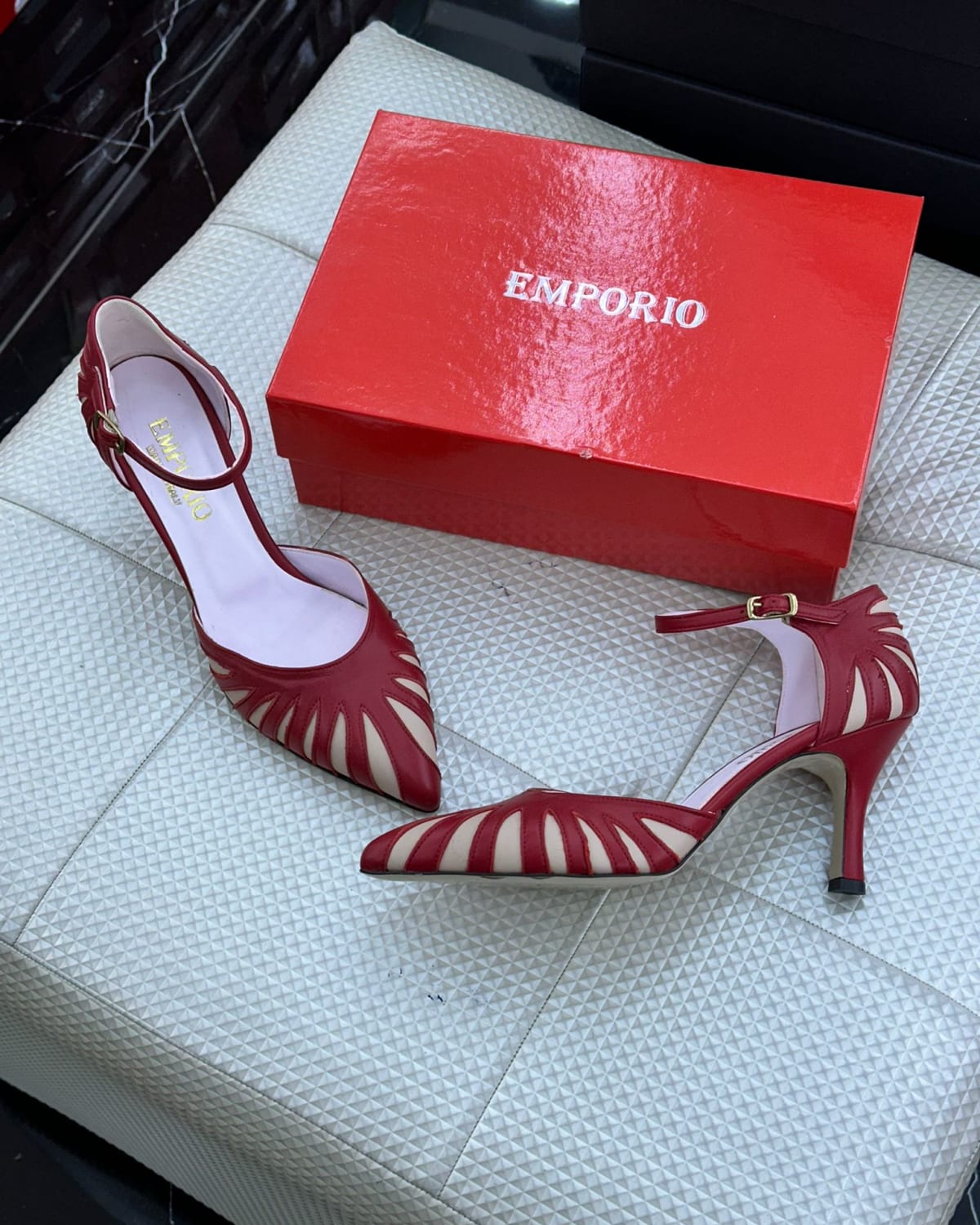 Women's Pointed Toe Slingback Heels - three-quarter