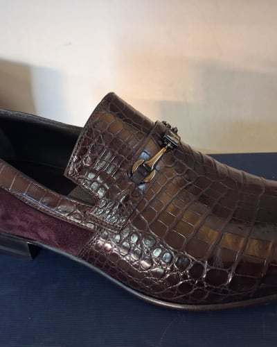 Men's Alligator Embossed Leather Dress Shoes - side