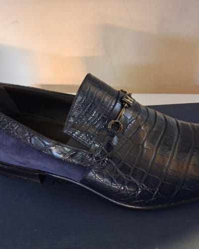 Men's Alligator Embossed Leather Dress Shoes - side