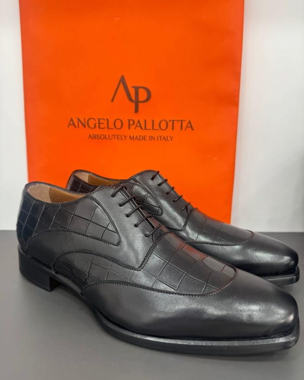 Black Croc-Embossed Leather Oxford Shoes