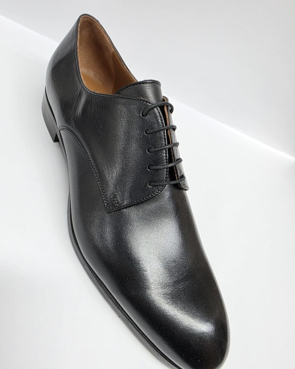 Black Plain Toe Oxford Shoe