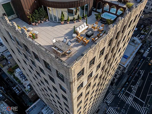 Detached Duplex in Lagos - Photo 2