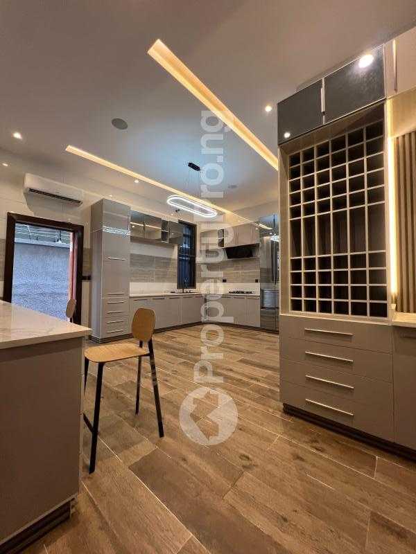 Detached Duplex in Abuja - Photo 3