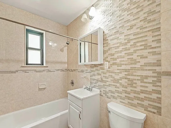 Newly Built 4 Bedroom Detached Duplex with BQ in Lekki Phase 1