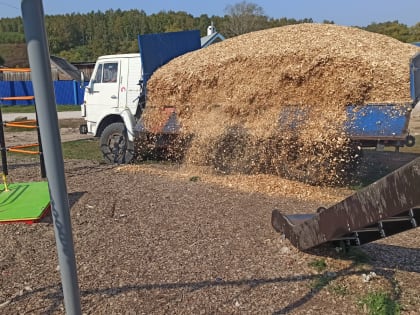 Благоустройство детской площадки в Шитцах