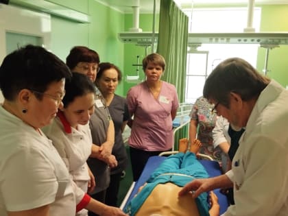 Обучение педагогов ДРКБ сердечно-легочной реанимации при неотложных состояниях