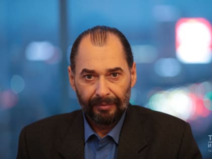 Боты для коллекторов, «вклады-призраки» и гриф гостайны: гид по новым законам России