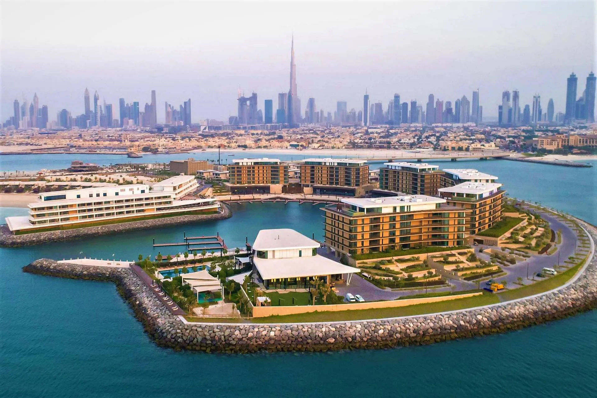 Jumeirah Bay Guide
