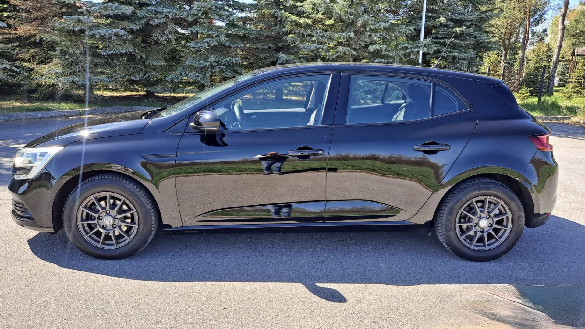 Zdjęcie 6 – Renault Megane IV 1.2 NOWY KPL.ROZRZĄD !!!.KAMERA,AUX,USB