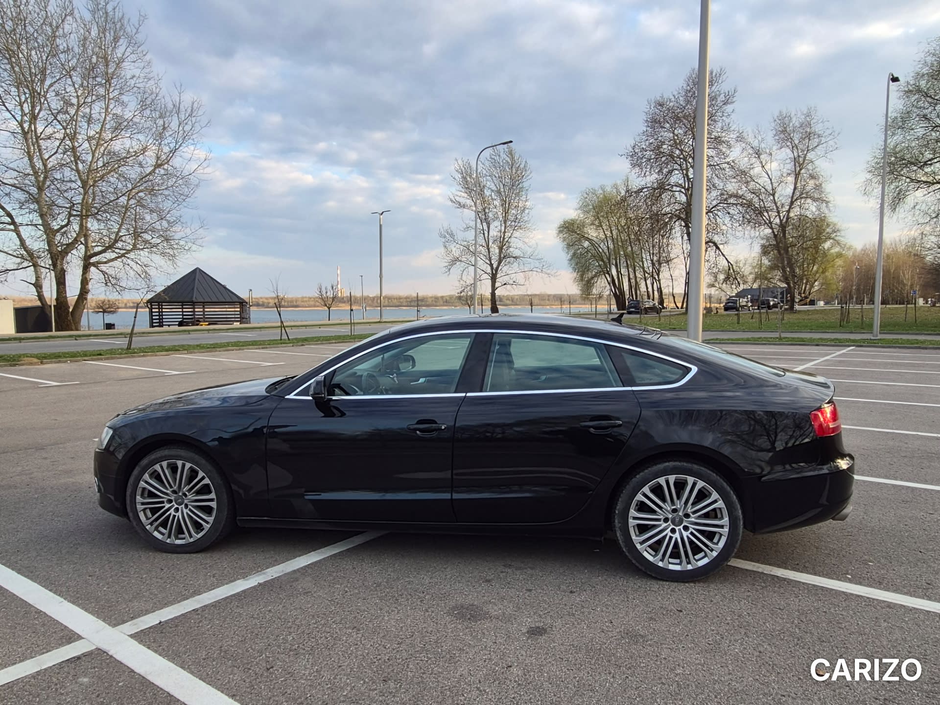 Zdjęcie 4 – Audi A5 3.2FSI Sportback Quattro