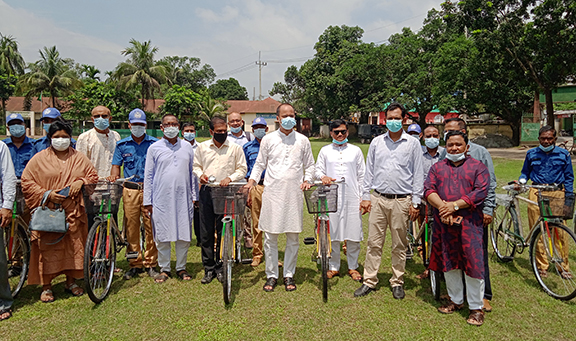 হাতীবান্ধায় সাইকেল পেলে ৯১জন গ্রাম পুলিশ