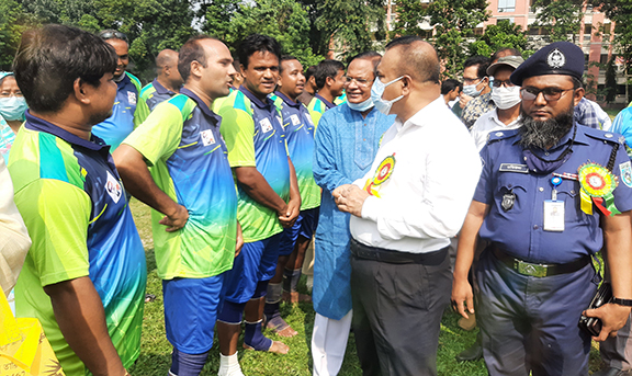 লালমনিরহাটে শিক্ষকদের ক্রীড়া উৎসব