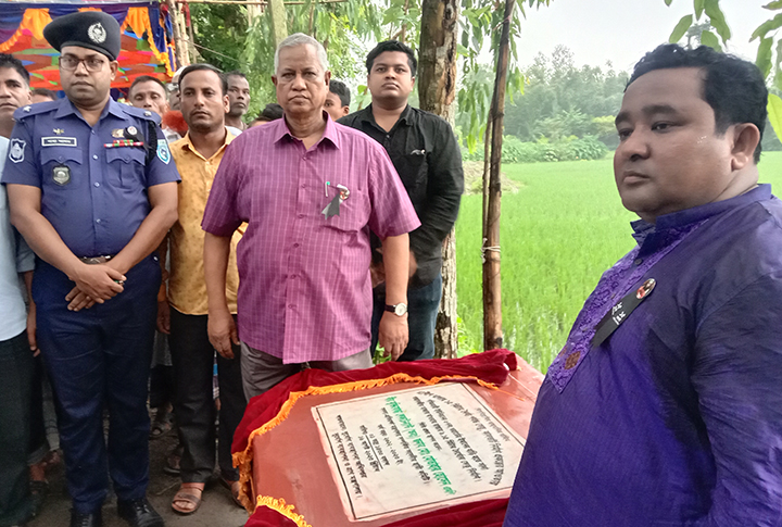 যতদিন বেঁচে থাকবো এলাকার উন্নয়নে কাজ করবো- মোতাহার হোসেন এমপি