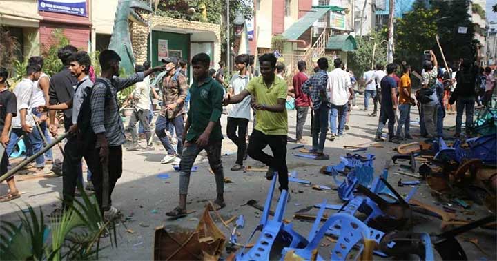 বেতন বাড়ানোর দাবিতে গার্মেন্টসে নাশকতাকারীদের তালিকা তৈরী