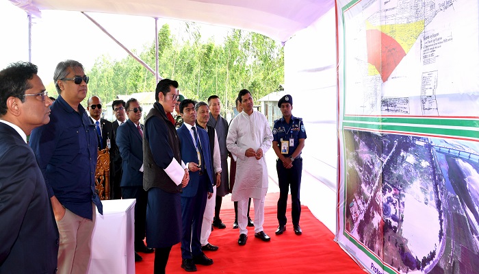 কুড়িগ্রামে প্রস্তাবিত বিশেষ অর্থনৈতিক অঞ্চল পরিদর্শন করলেন ভুটানের রাজা