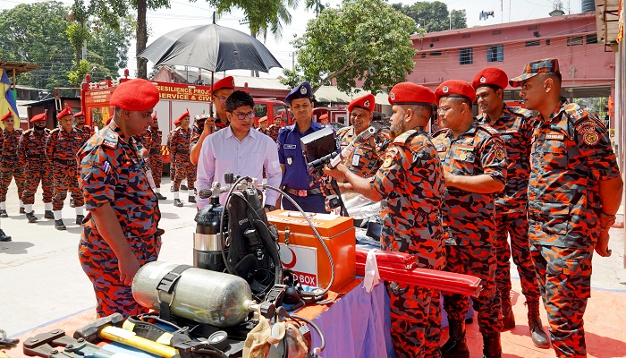 রংপুরে ফায়ার সার্ভিসের স্বেচ্ছাসেবক প্রশিক্ষণের উদ্বোধন