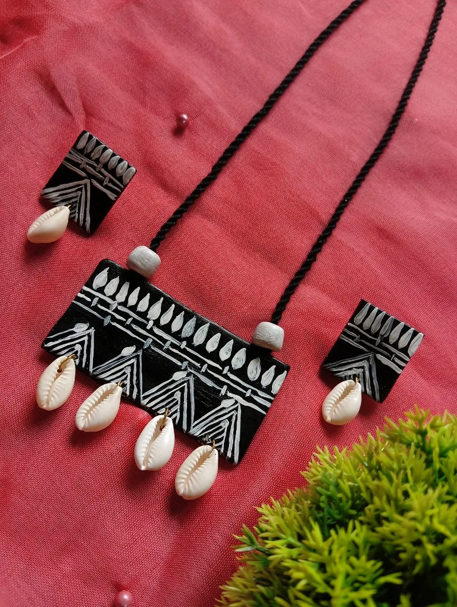 Handmade clay jewellery view 2