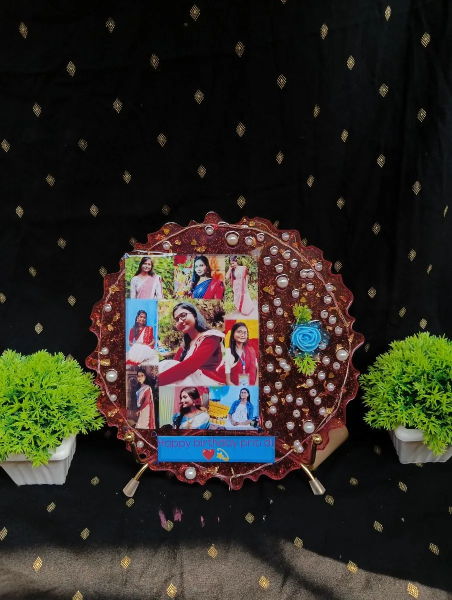 Resin photo frame view 2