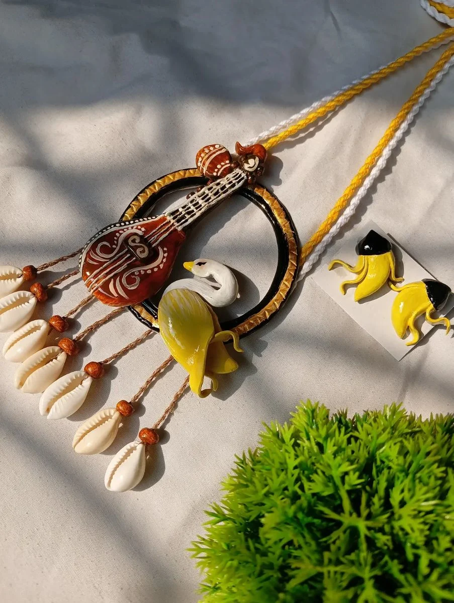 Handmade clay jewellery view 3