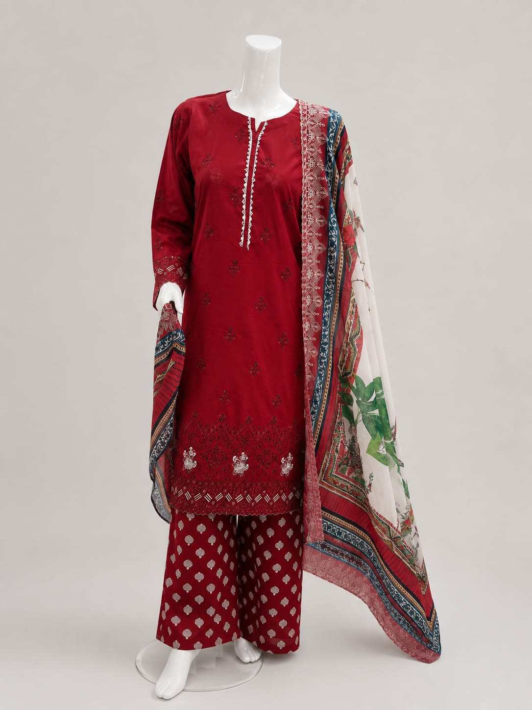EMBROIDERED STITCHED