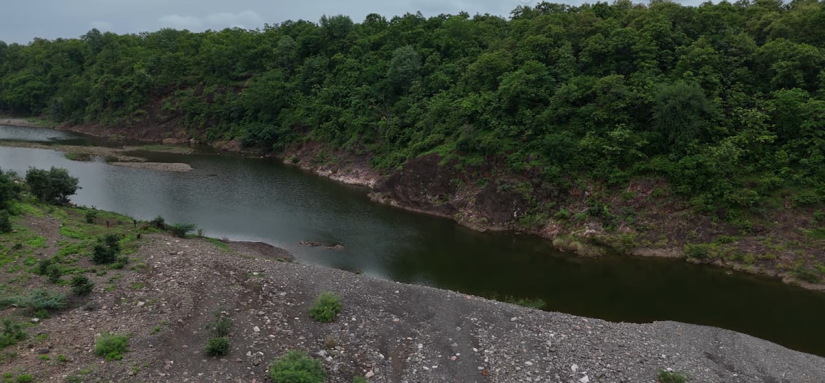 Choral river & forest view land for sale, photo 2
