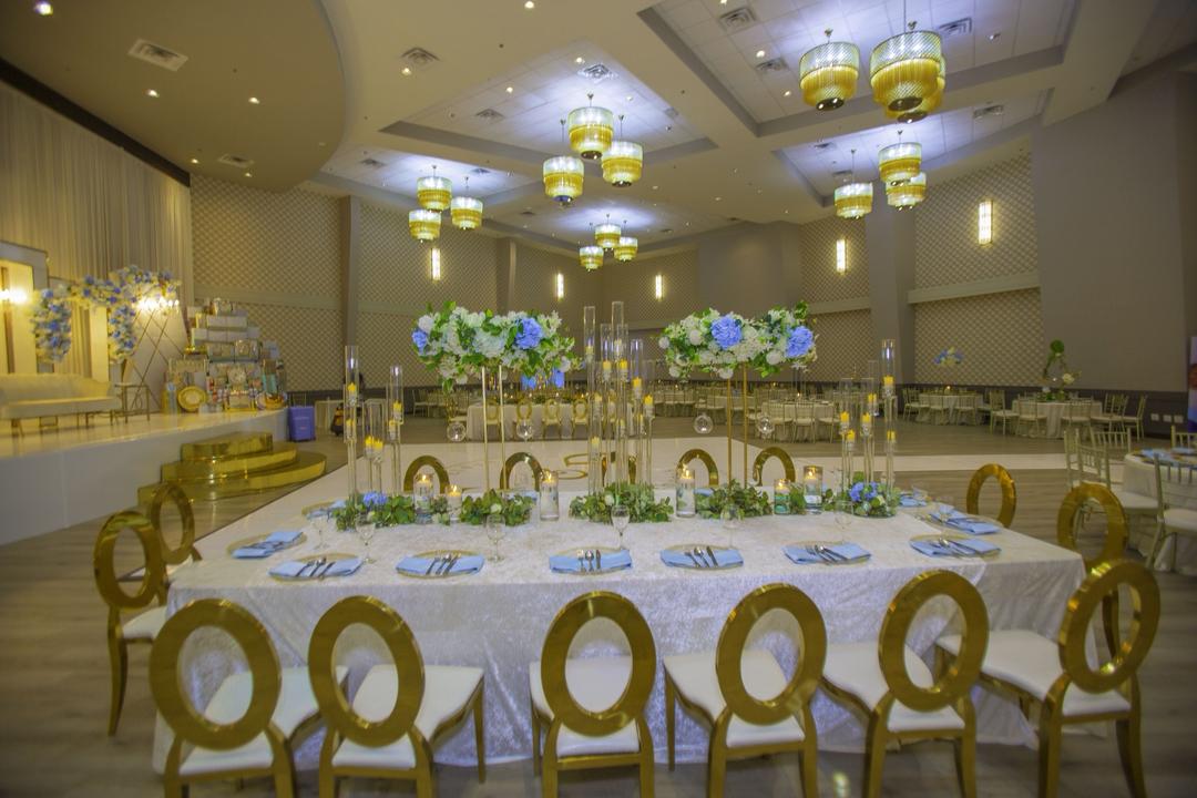 Centerpieces & stands