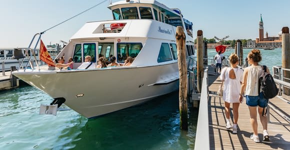 Venice: Burano, Torcello & Murano Boat Tour w/Glassblowing