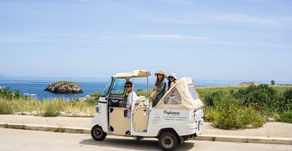 Polignano a Mare : visite panoramique en tuk-tuk le long de la côte