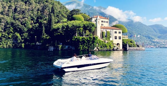 Tour privato in barca di lusso del lago di Como con soste e bevande