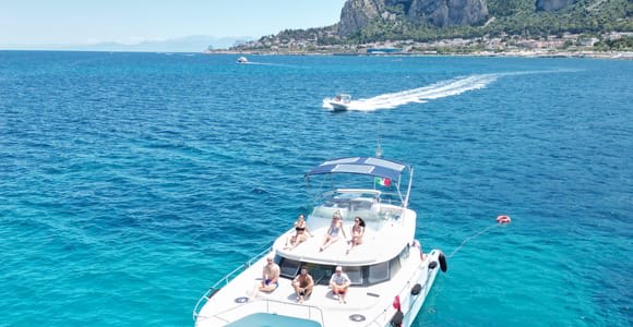 Palermo: Tagesausflug mit dem Katamaran inklusive Mittagessen und Schnorcheln