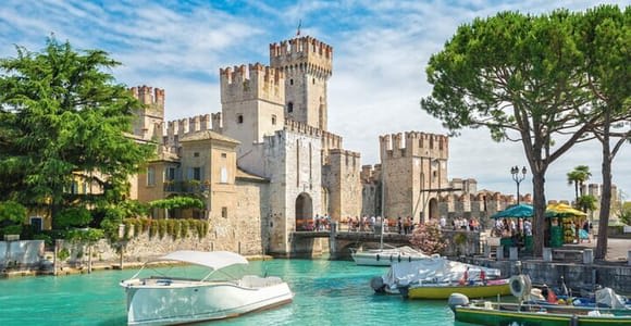 Da Verona: Sirmione, Lago di Garda con barca e degustazione di Spritz
