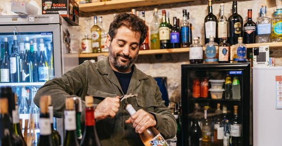Palermo: Wine Tasting with Snacks at Bottega Monteleone