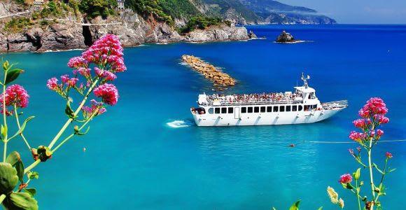 From Pisa: Cinque Terre Small Group Tour