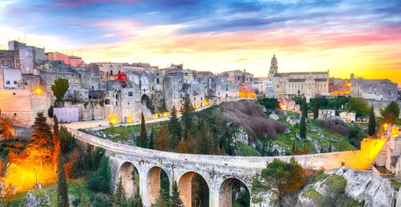 Gravina, Altamura et Trani : excursion d'une journée en autocar depuis Bari et dégustation typique