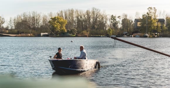 Viareggio: Marshes Electric Boat Tour with Wine Tasting