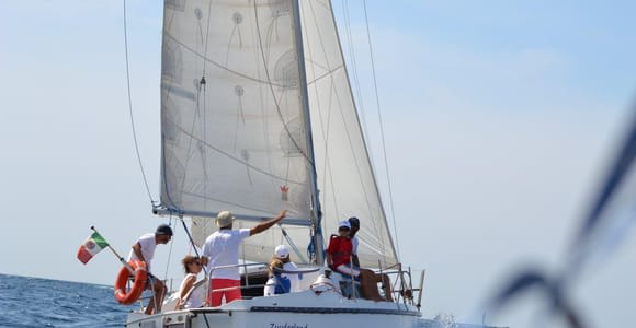 Gallipoli: tour privato in eco-vela con guida ambientale
