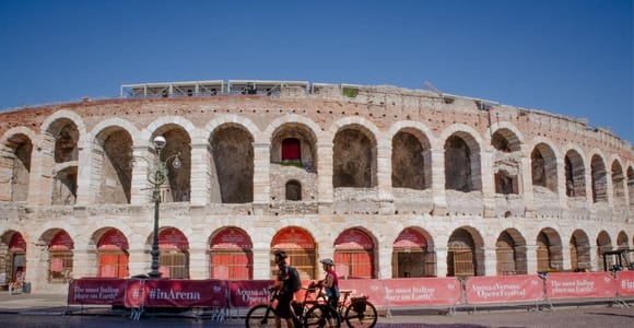 Verona e-Bike Tour: City Center and Panoramic Views