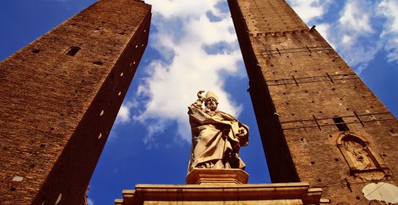 Bologna: Guided Walking Tour