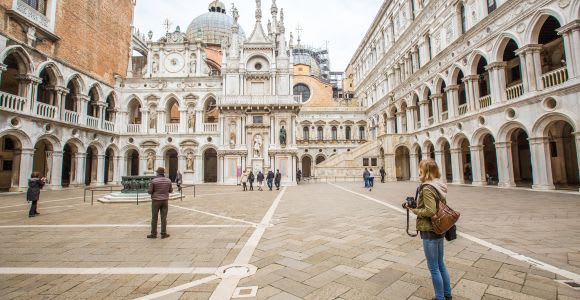 Venice: Doge's Palace Skip-the-Line Tour with Prisons