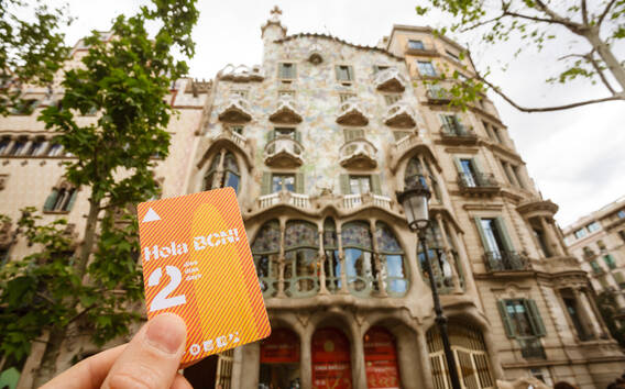 Barcelona: Hola Barcelona Public Transport Travel Card