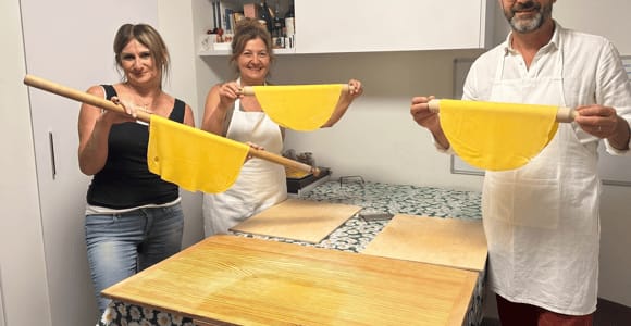 Modena: Cooking Class Tortelloni, Tagliatelle & Wine