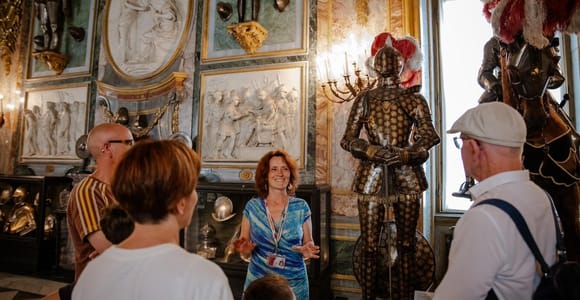 Turín: Visita guiada en grupo reducido al Palacio Real de Saboya