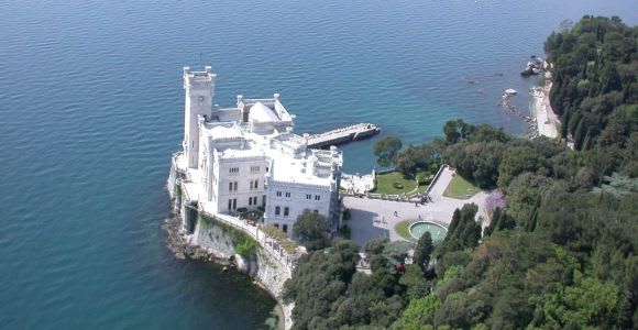 Visita panorámica de la ciudad de Trieste y del Castillo de Miramare