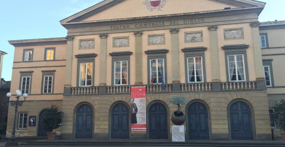 Lucca: Musical Walking Tour with Puccini Museum Visit