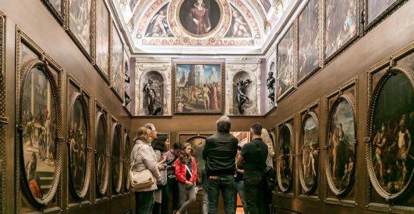 Palazzo Vecchio: Skip-the-Line Entry and Secret Passage Tour