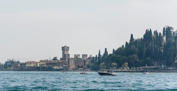From Peschiera: Boat Cruise to Sirmione