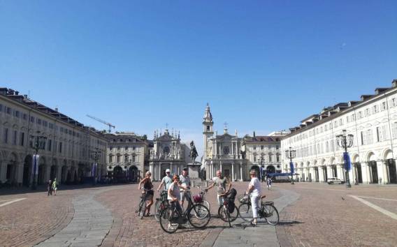 Turin: Highlights Bike Tour